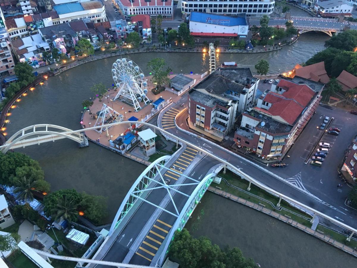 Luxury 3Br Penthouse I The Shore Hotel & Residence I Seaview I Poolview I 6-9Pax 豪华3房顶层公寓 Malacca Exteriör bild
