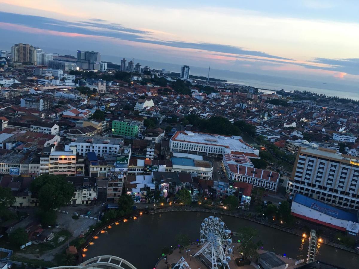 Luxury 3Br Penthouse I The Shore Hotel & Residence I Seaview I Poolview I 6-9Pax 豪华3房顶层公寓 Malacca Exteriör bild