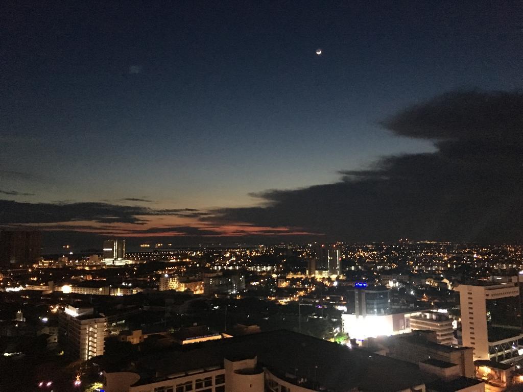 Luxury 3Br Penthouse I The Shore Hotel & Residence I Seaview I Poolview I 6-9Pax 豪华3房顶层公寓 Malacca Exteriör bild