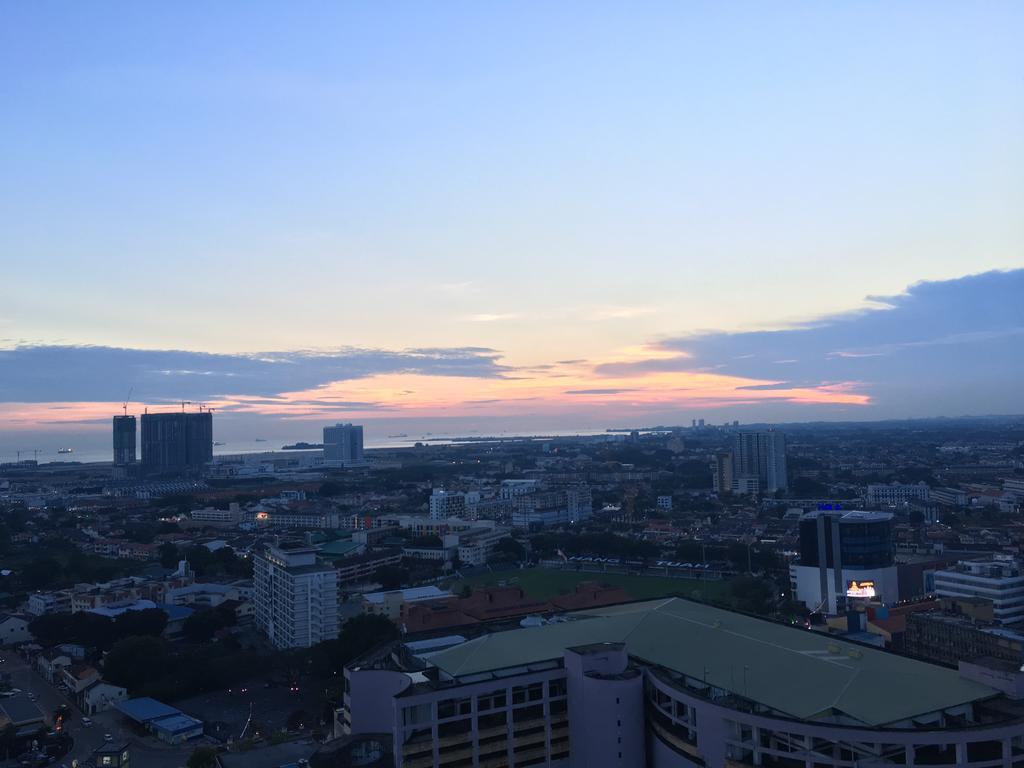 Luxury 3Br Penthouse I The Shore Hotel & Residence I Seaview I Poolview I 6-9Pax 豪华3房顶层公寓 Malacca Exteriör bild