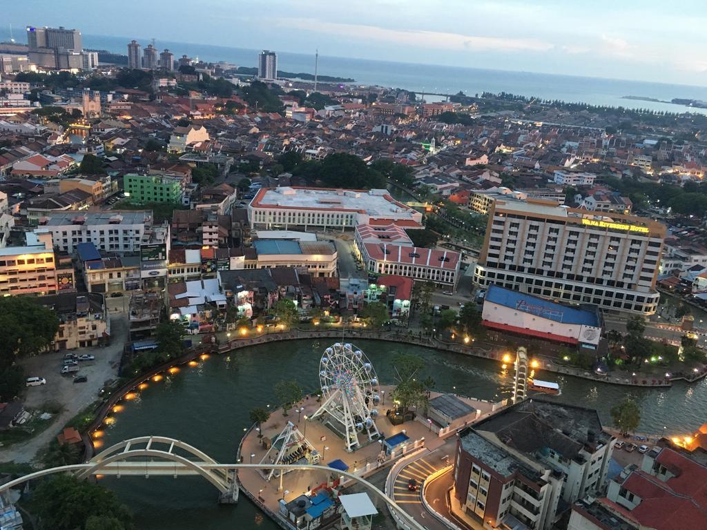 Luxury 3Br Penthouse I The Shore Hotel & Residence I Seaview I Poolview I 6-9Pax 豪华3房顶层公寓 Malacca Exteriör bild